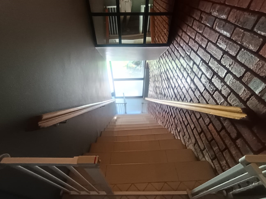 4 Bedroom Property for Sale in Hillcrest Northern Cape